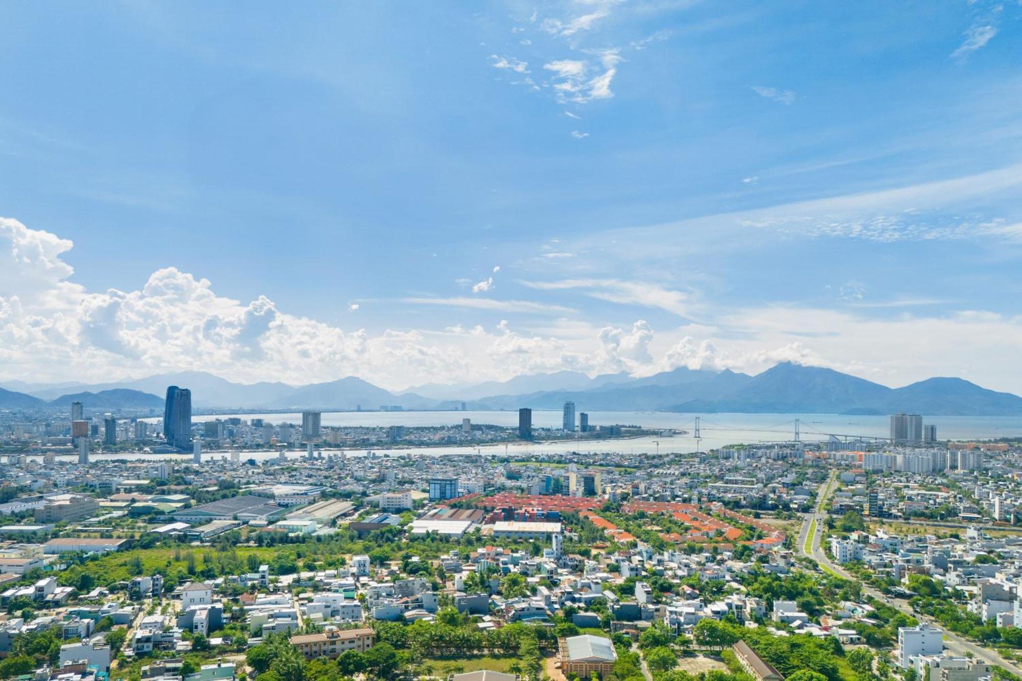 Four Points By Sheraton Danang Hotel Exterior photo